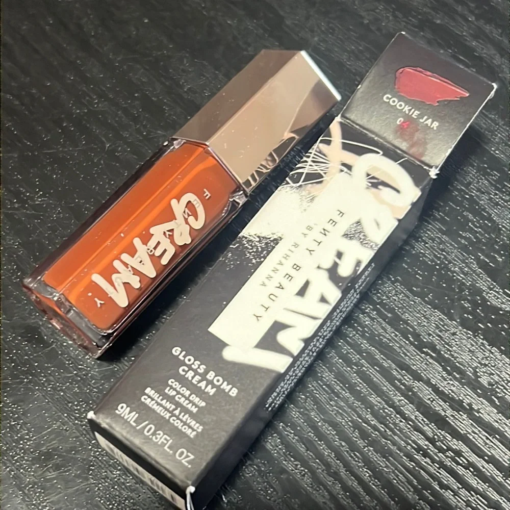 🌙🌛Fenty Beauty Cookie Jar Gloss Bomb